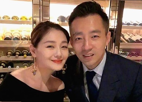 娱乐圈多面明星：从感情风波到才艺跨界