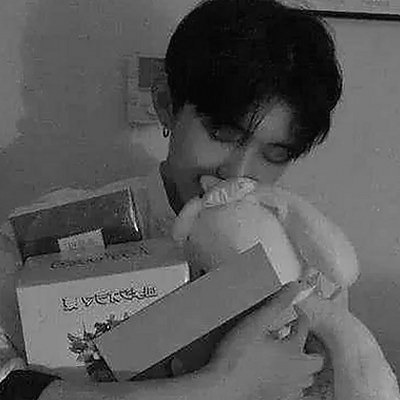 揭秘娱乐圈吃瓜新趋势：从黄晓明到“吃瓜小糖糖”的背后故事