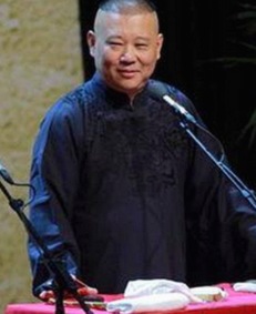 娱乐圈那些勇敢的男人:从初入到坚守的故事